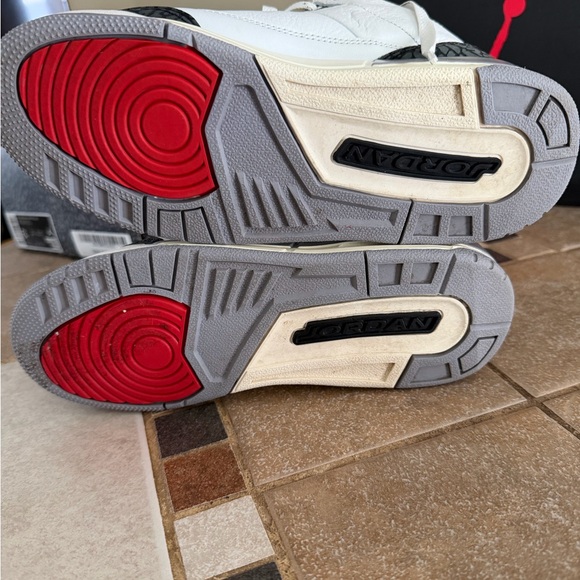 Jordan’s White and Black Sneakers with Red Accents - Picture 3 of 6